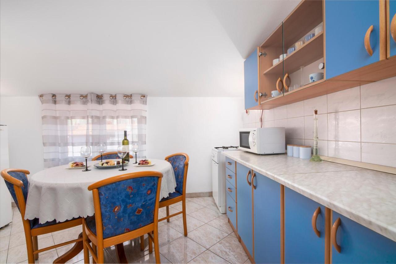 Apartment Blu พูลา ภายนอก รูปภาพ