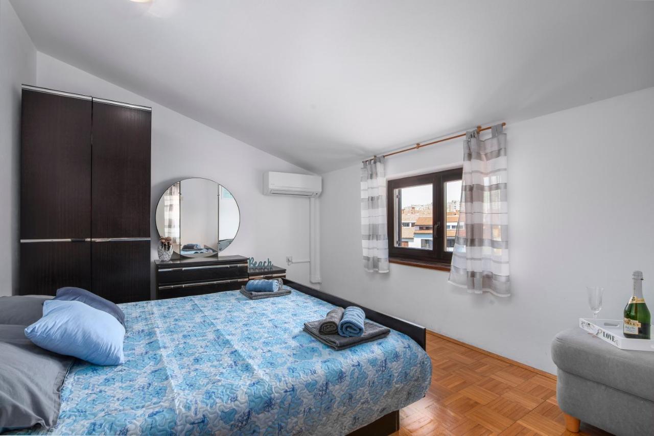 Apartment Blu พูลา ภายนอก รูปภาพ