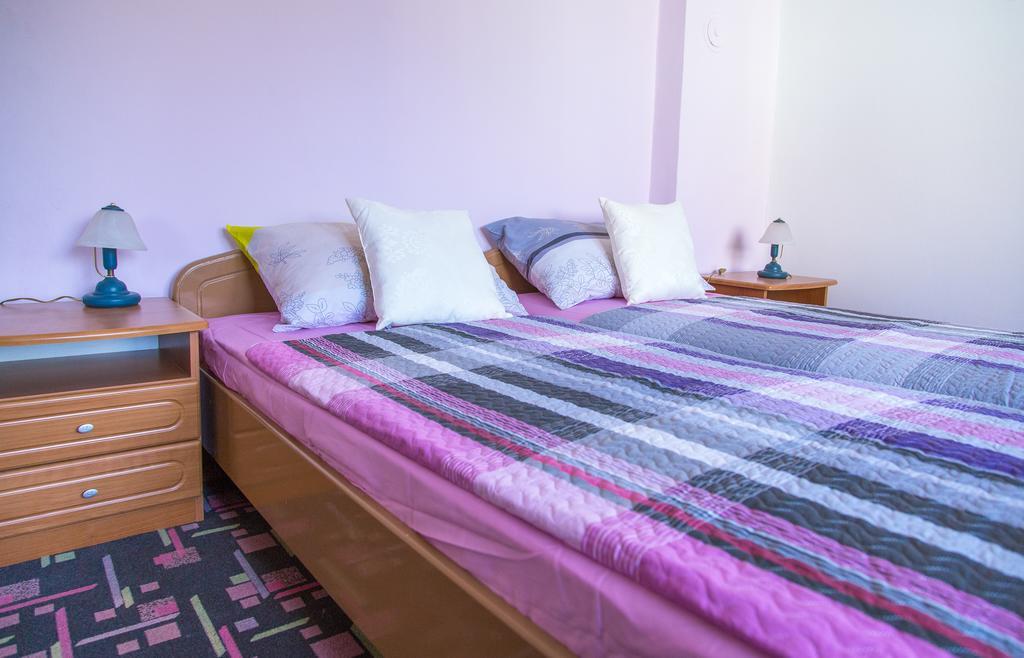 Apartment Blu พูลา ภายนอก รูปภาพ